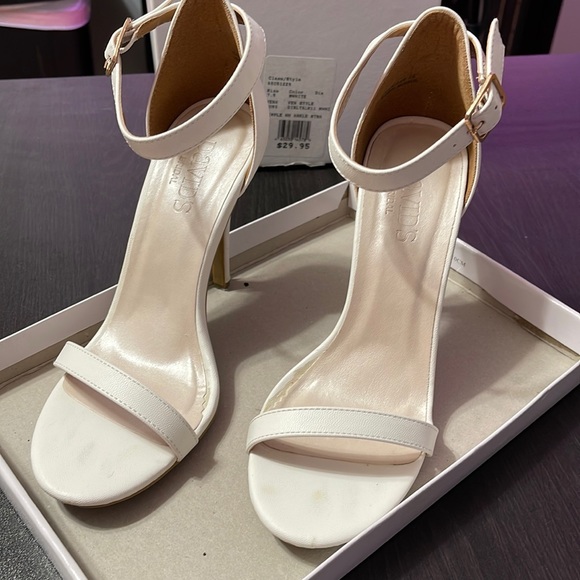 David's Bridal Shoes - David’s Bridal 7.5 Shoes